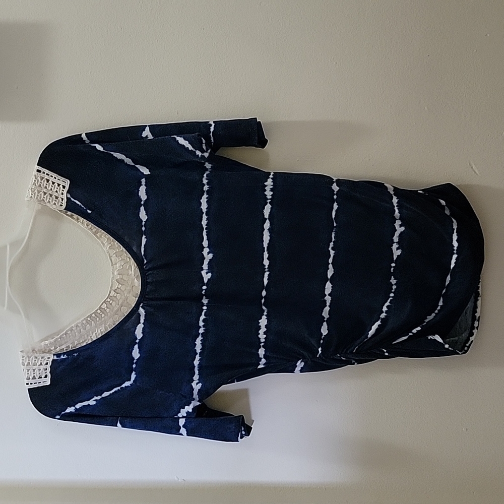 Rue 21 Medium Top